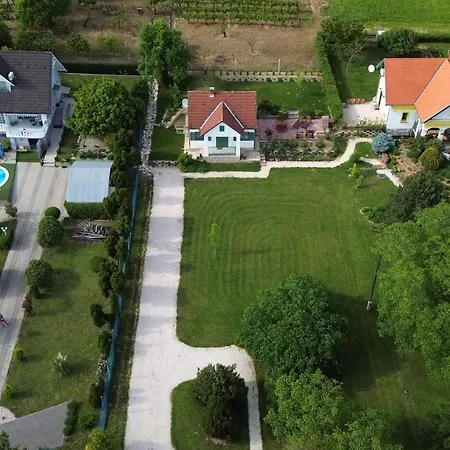 Zoeld Vendeghaz - Prázdninový dům Siklós